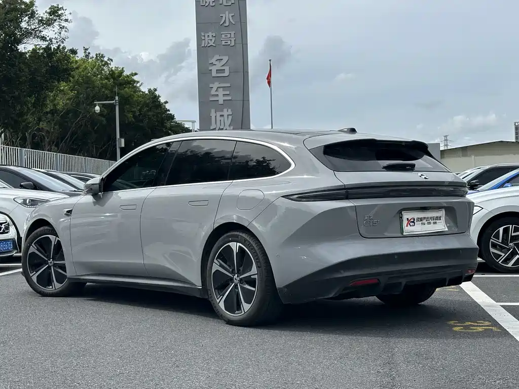 NIO ET5T 2023