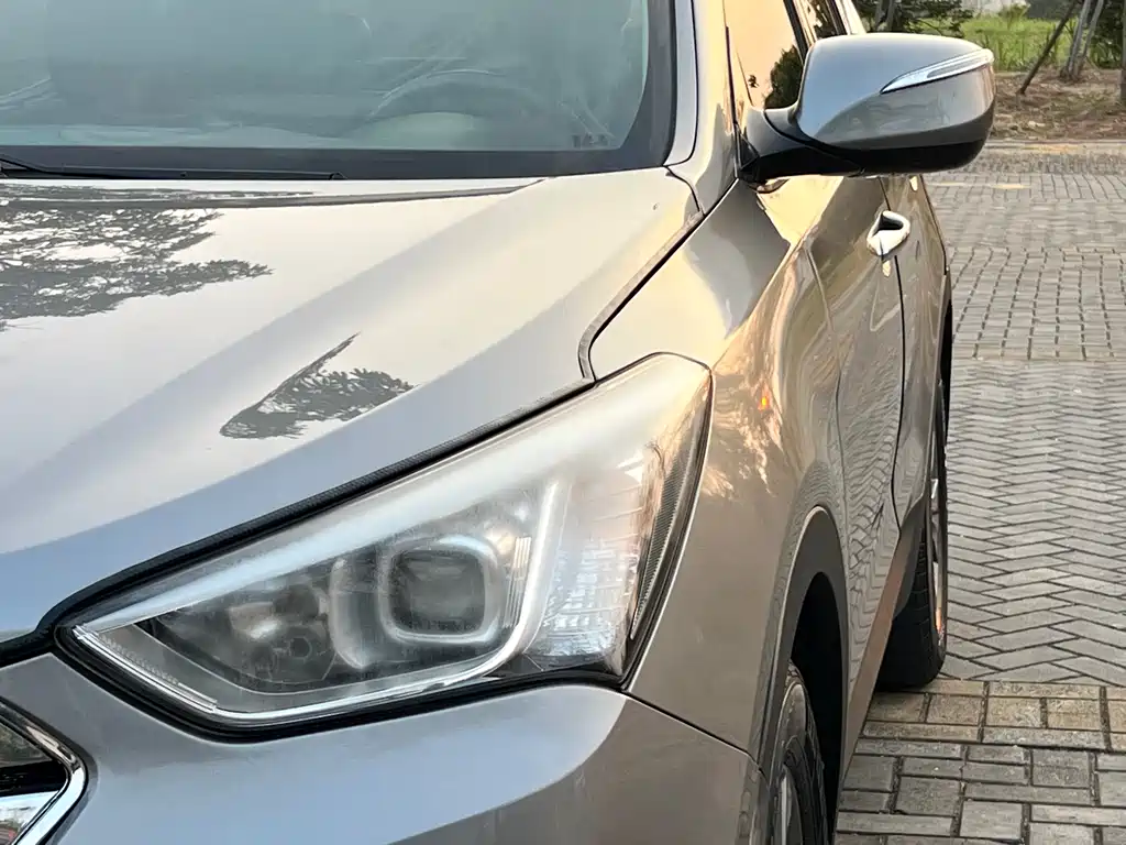 Hyundai Santa Fe 2015 — фото 8