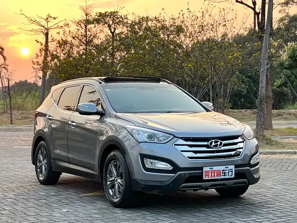Hyundai Santa Fe 2013