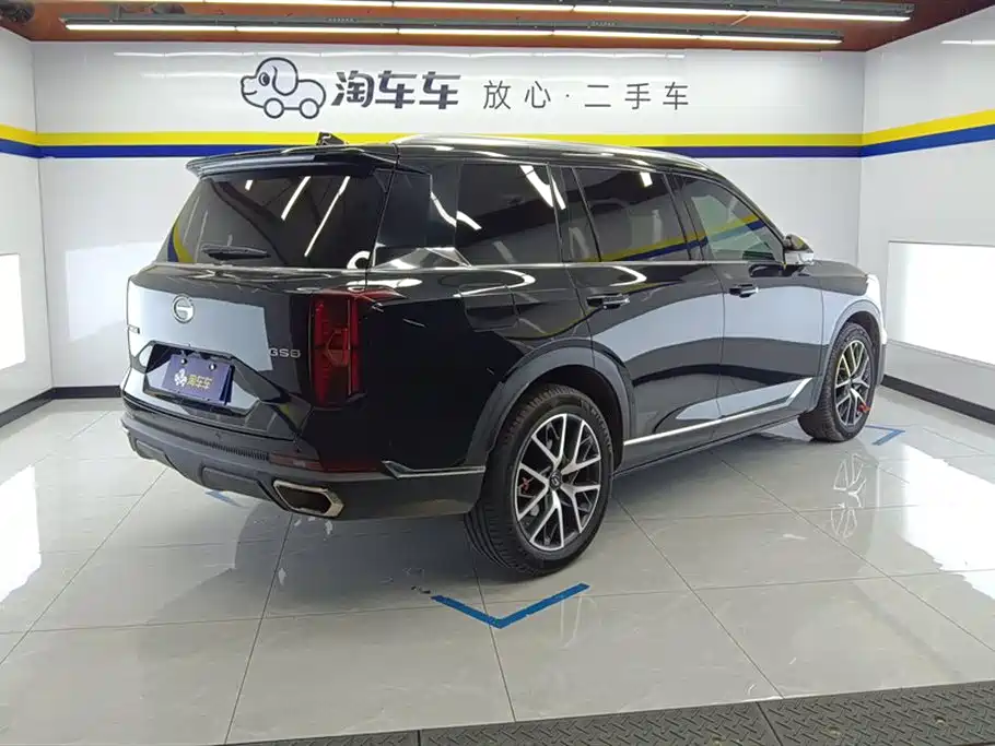 GAC Motor Trumpchi GS8 2022 — фото 3
