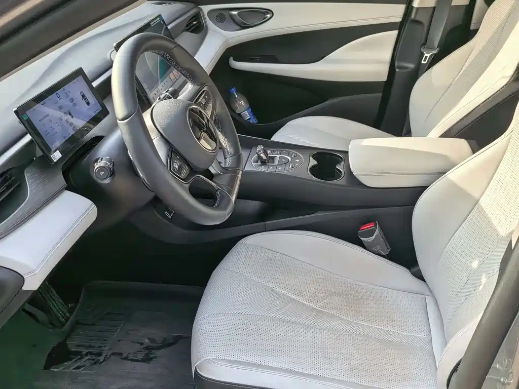 BYD Seal 05 DM-i 2025 — фото 6