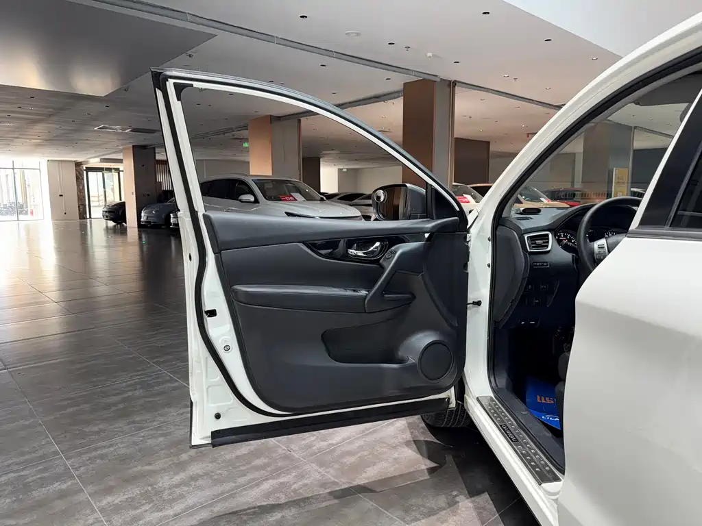 Nissan Qashqai 2016 — фото 12