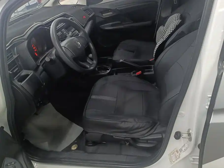 Honda Fit 2019 — фото 8