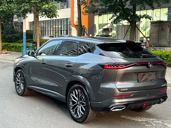 Changan UNI-Z 2025