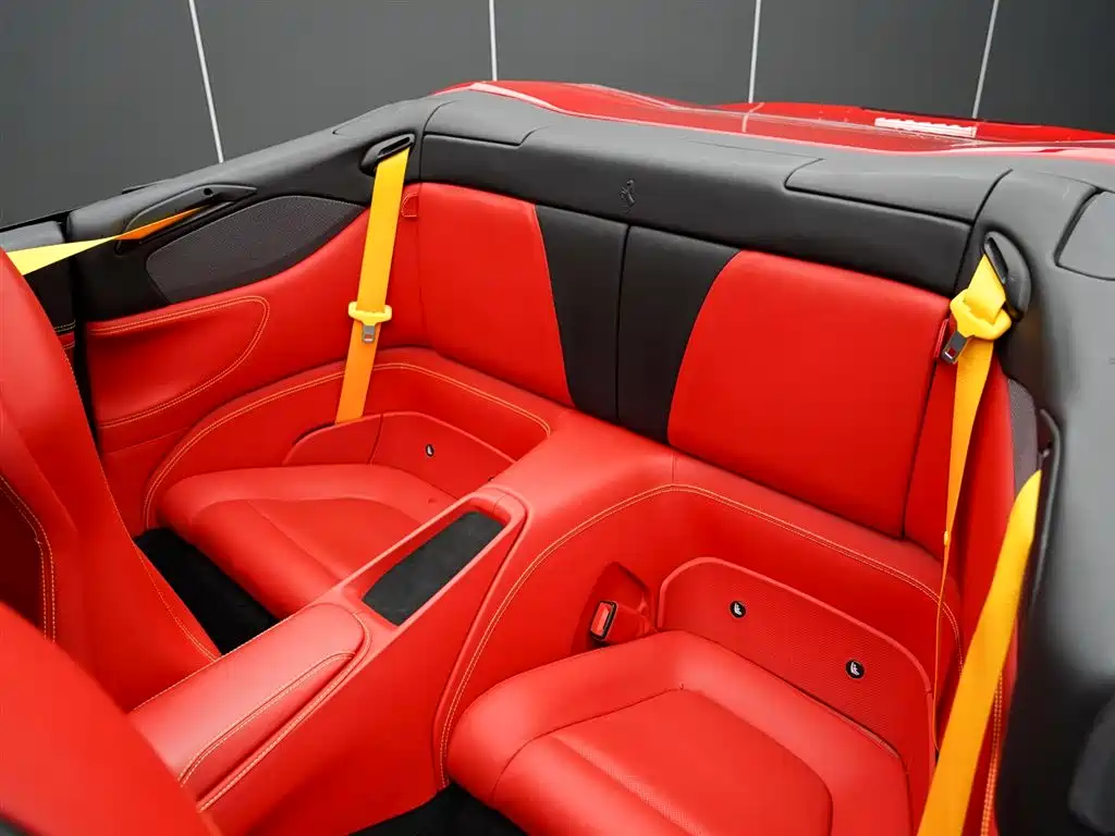 Ferrari Portofino 2023 — фото 13