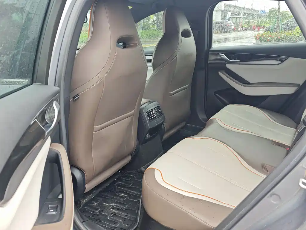 BYD Qin PLUS 2023 — фото 12