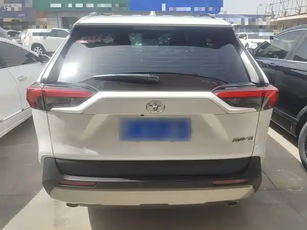 Toyota RAV4 2023