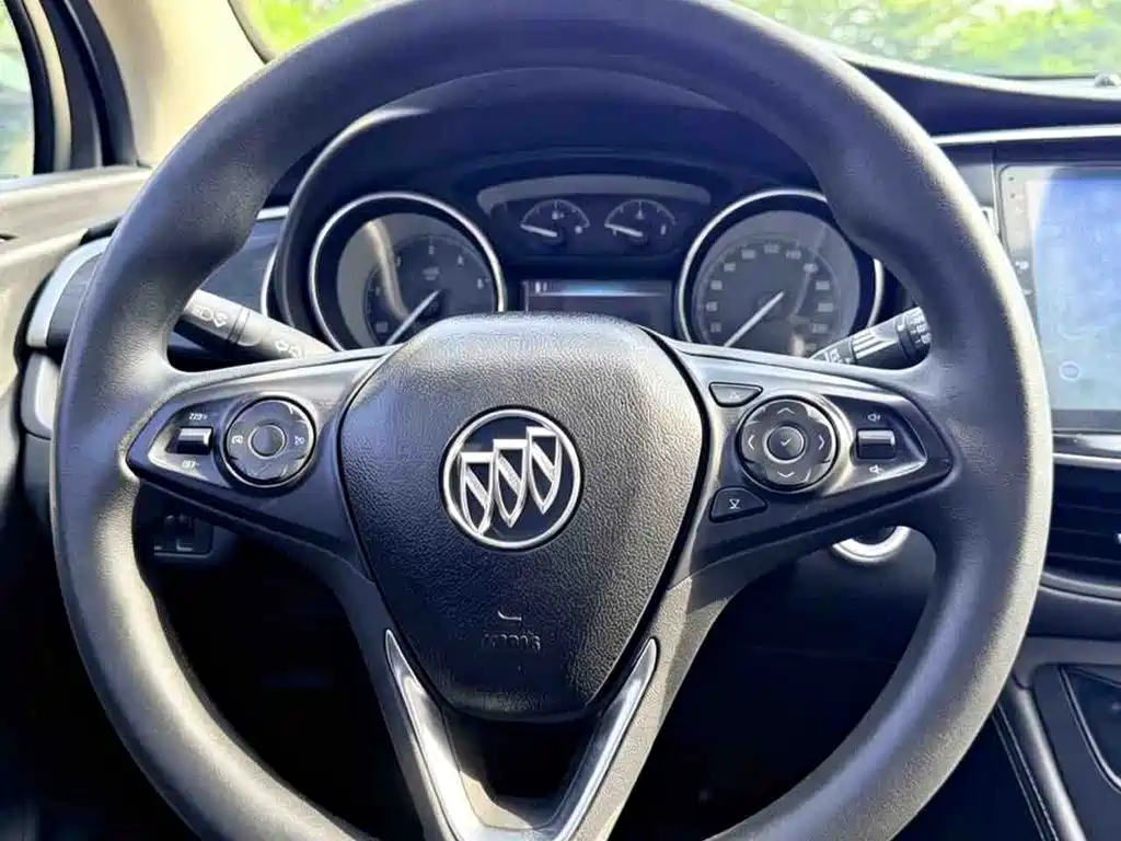Buick Envision Plus 2016 — фото 17