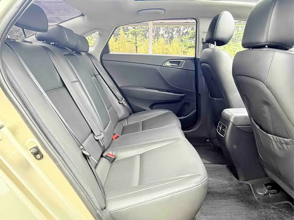 Hyundai Mistra 2018 — фото 15