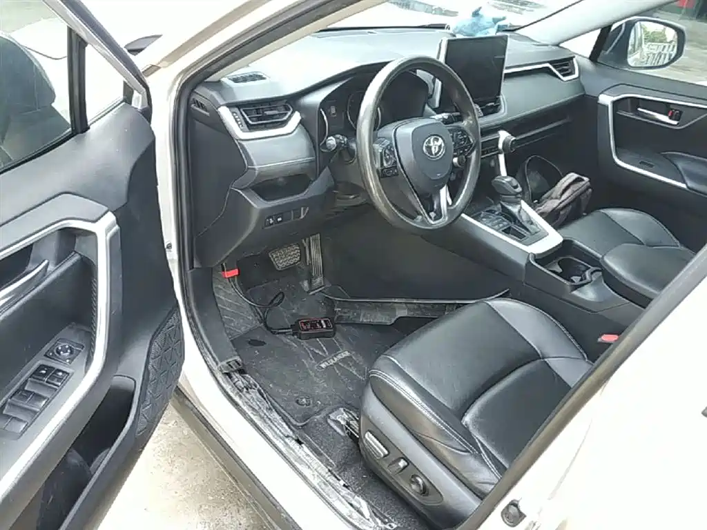 Toyota Wildlander 2020 — фото 16