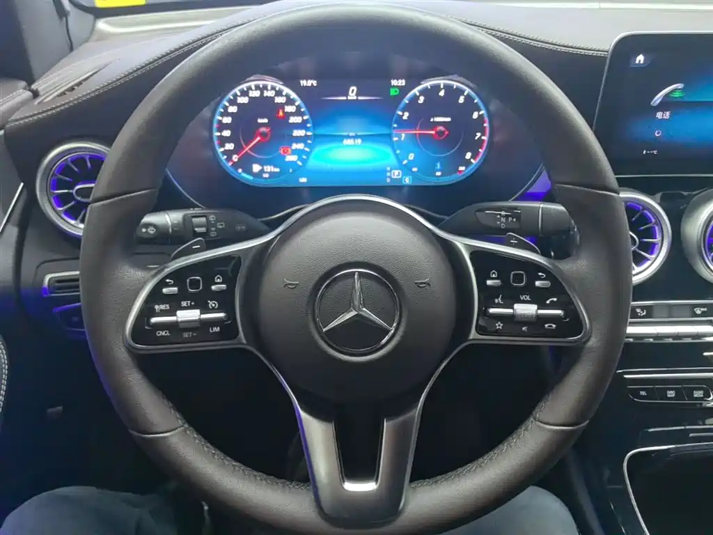 Mercedes-Benz GLC 2021 — фото 11