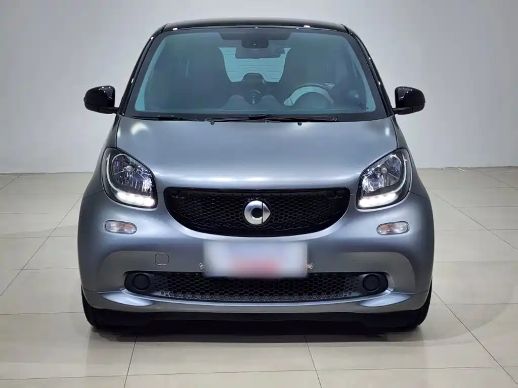 smart Fortwo 2018 — фото 13