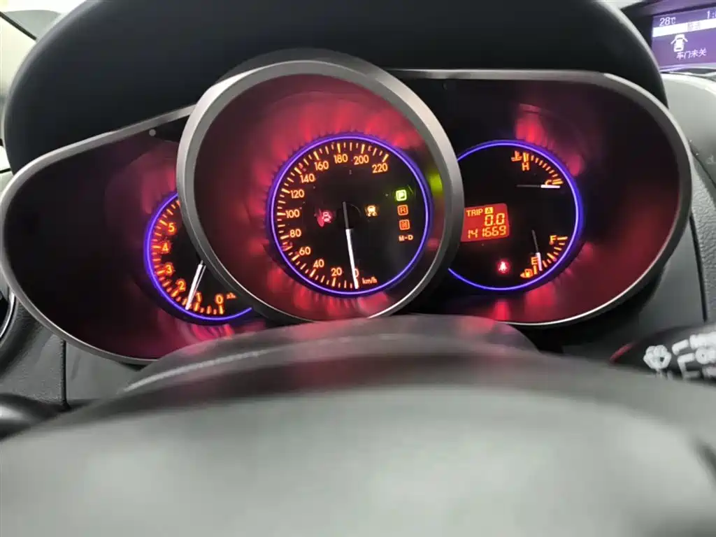 Mazda CX-7 2015 — фото 12
