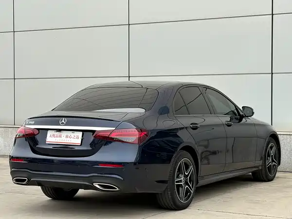 Mercedes-Benz E-Class 2022
