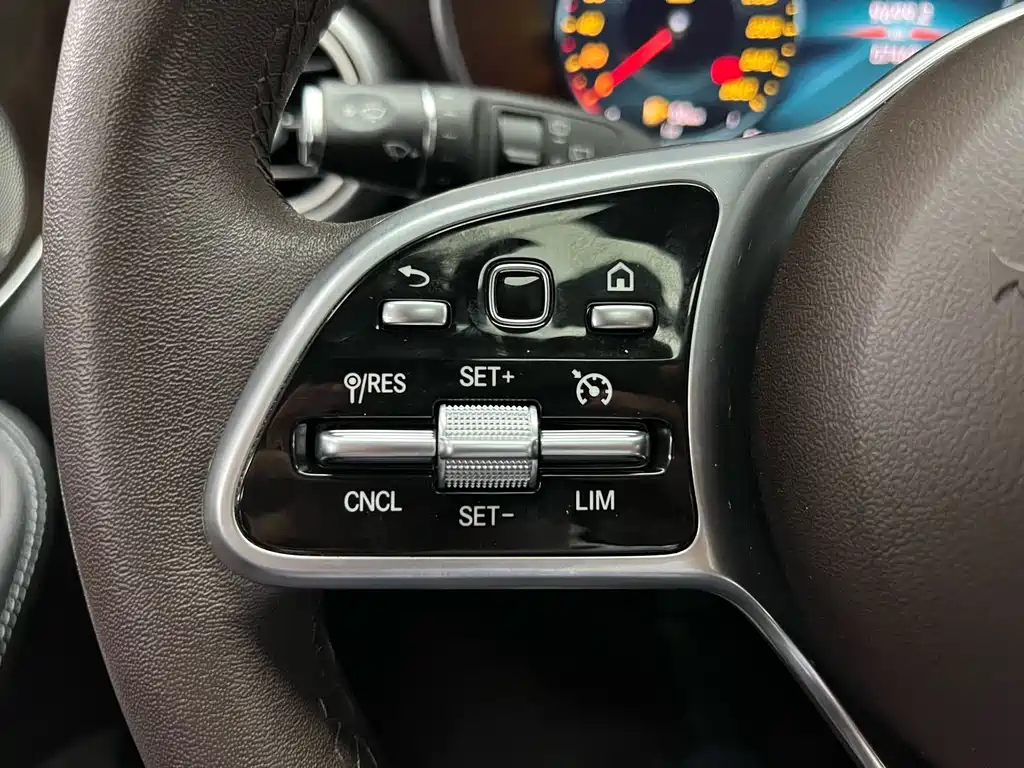 Mercedes-Benz GLC 2020 — фото 20