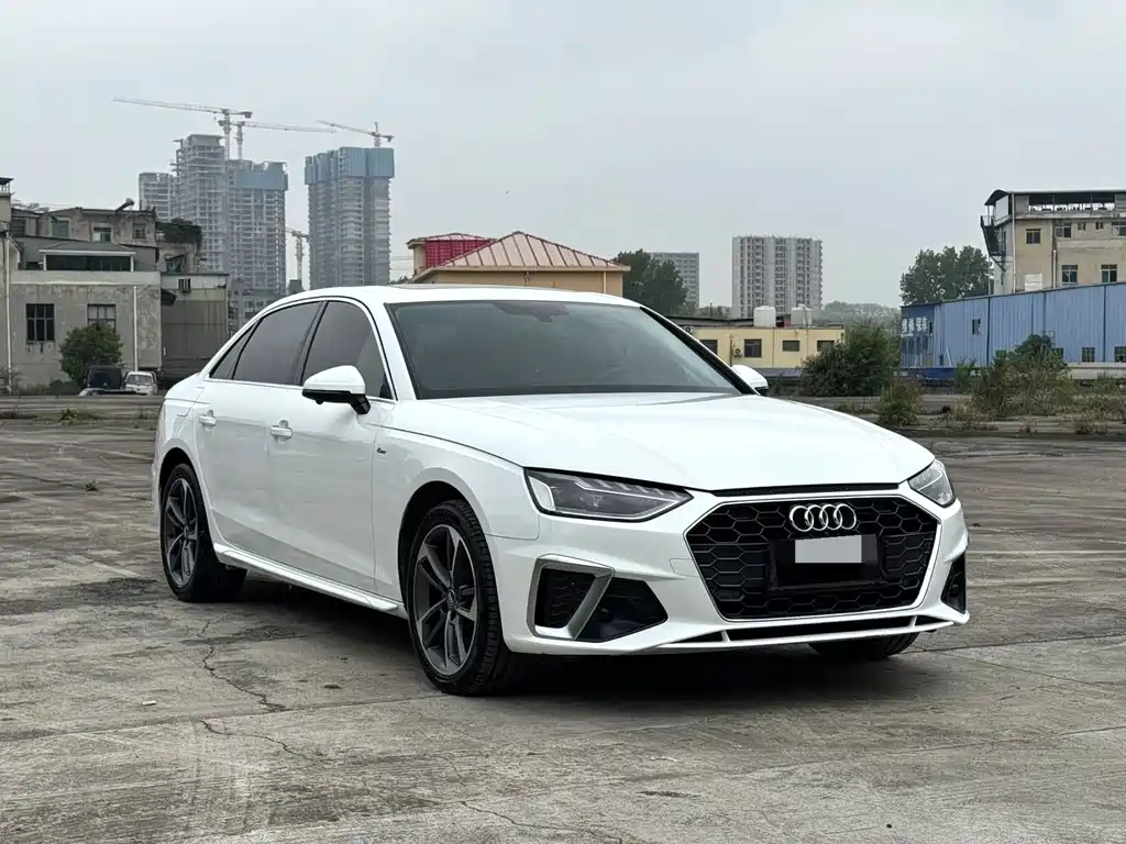 Audi A4L 2021 — фото 18