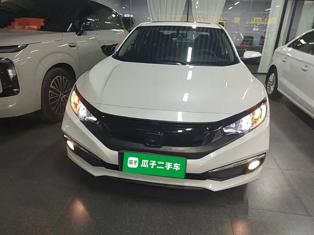 Honda Civic 2020 — фото 3