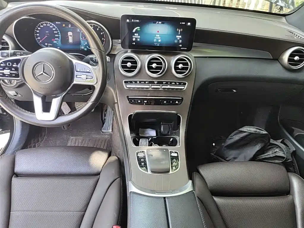 Mercedes-Benz GLC 2021 — фото 13