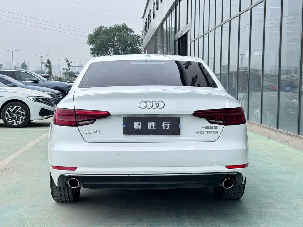 Audi A4L 2018 — фото 6