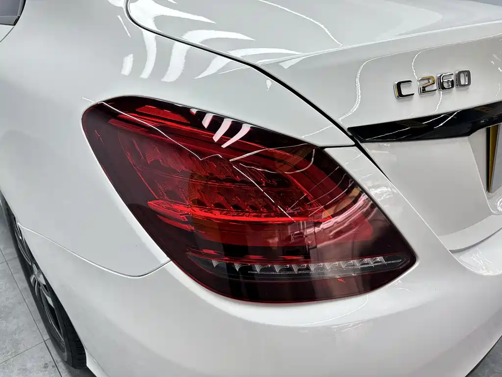 Mercedes-Benz C-Class 2020 — фото 19