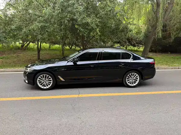 BMW 5 Series 2022