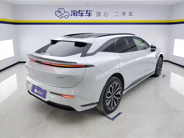 Zeekr 007GT 2025
