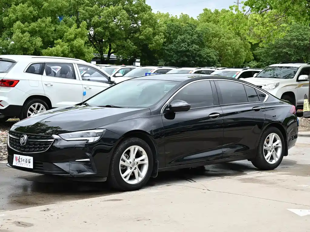 Buick Regal 2022 — фото 1