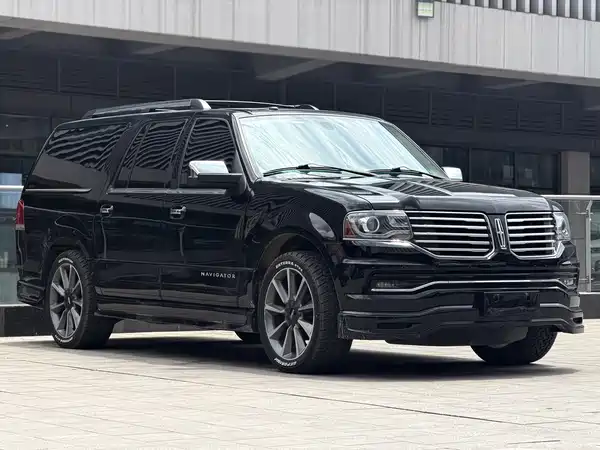 Lincoln Navigator 2017