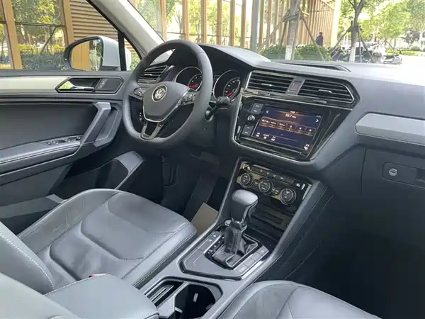 Volkswagen Tiguan L 2019