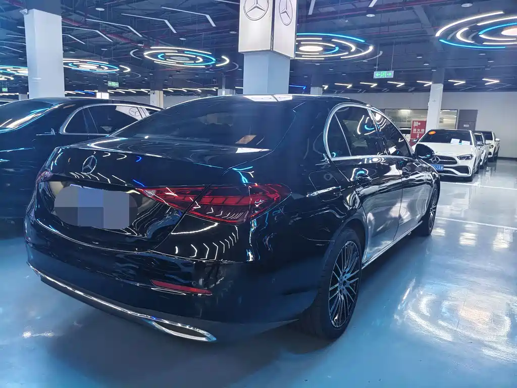 Mercedes-Benz C-Class 2023 — фото 14