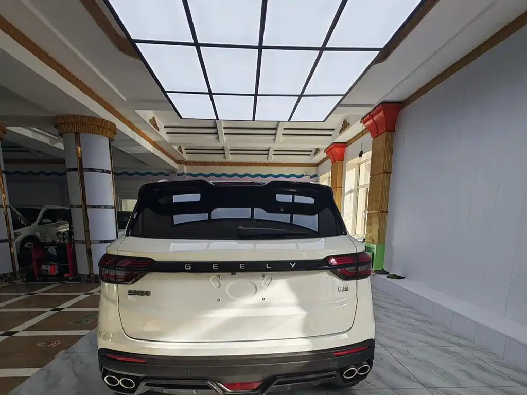 Geely Binyue 2022
