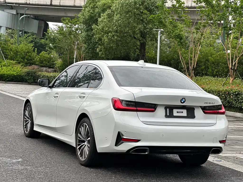 BMW 3 Series 2019 — фото 4