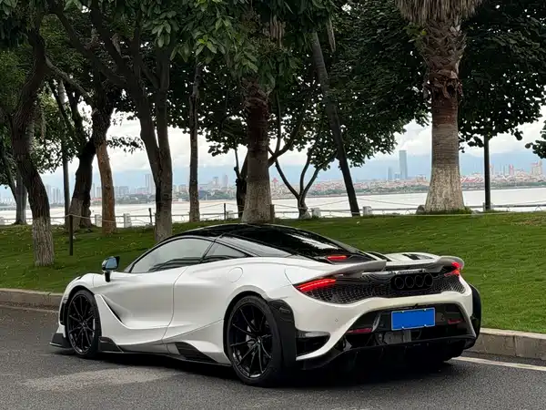 McLaren 720S 2019