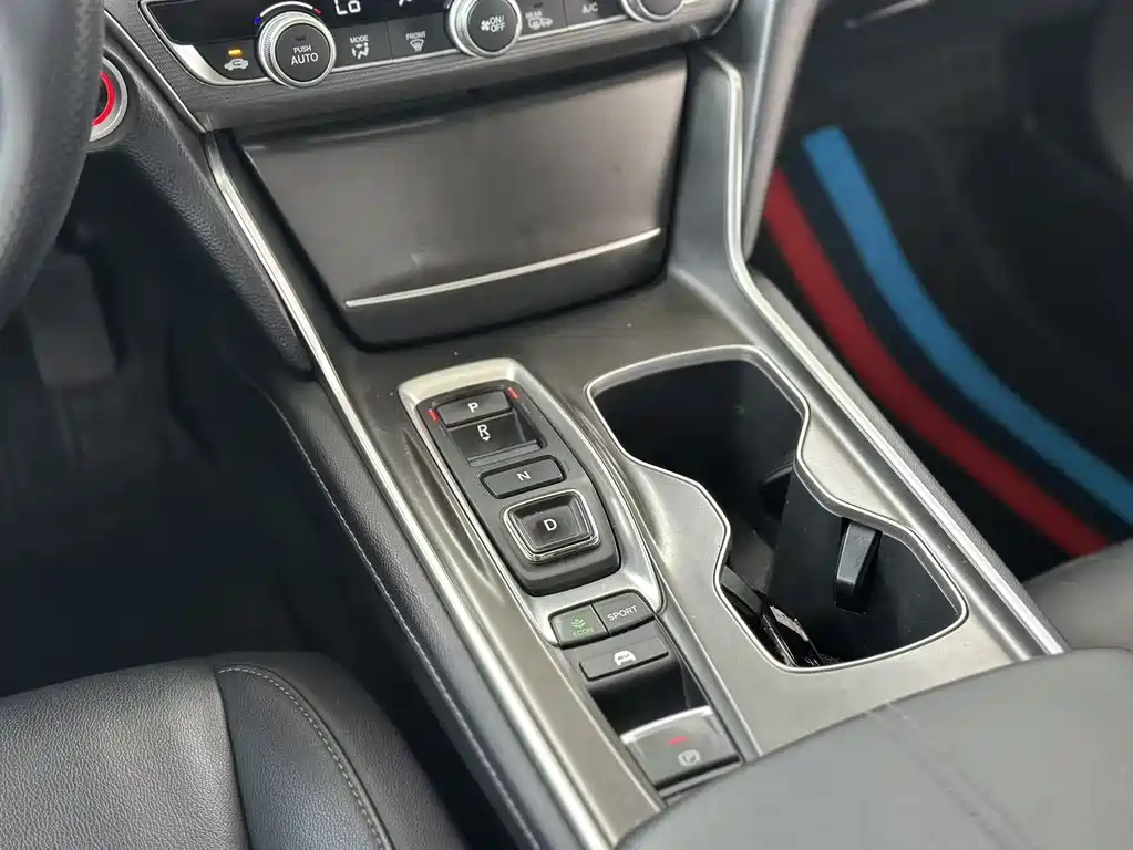 Honda Accord 2024 — фото 13