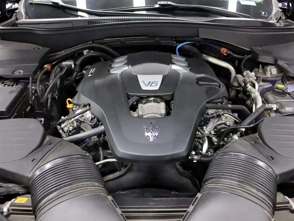 Maserati Levante 2022 — фото 21