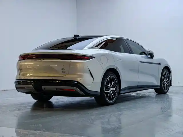 BYD Han L 2025 — фото 12