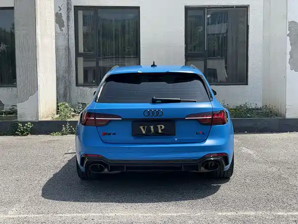 Audi RS 4 2021