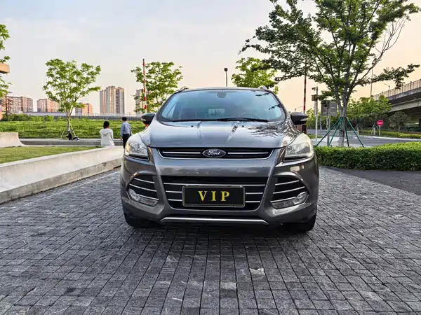 Ford Kuga 2013