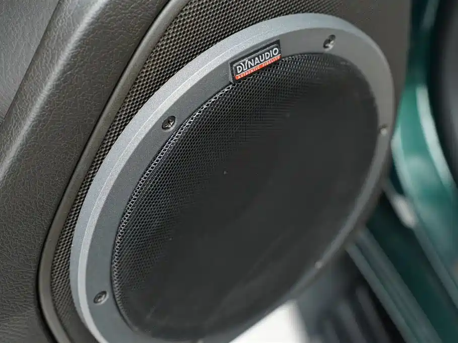 Toyota Land Cruiser 2010 — фото 9