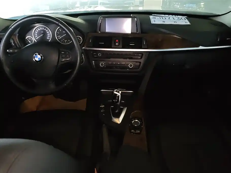 BMW 3 Series 2013 — фото 12
