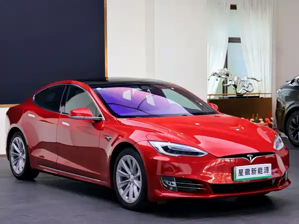 Tesla Model S 2017