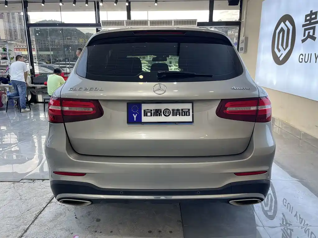 Mercedes-Benz GLC 2019 — фото 13