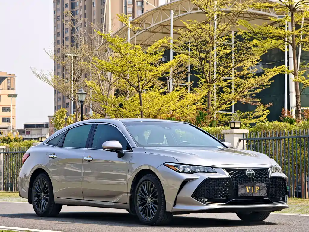 Toyota Avalon 2019 — фото 3