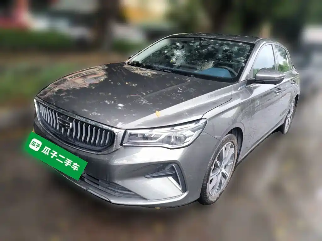 Geely Emgrand 2021