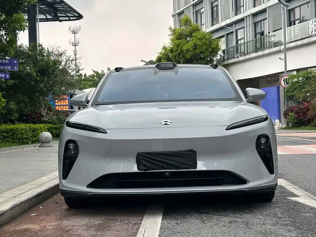 NIO ET5 2024