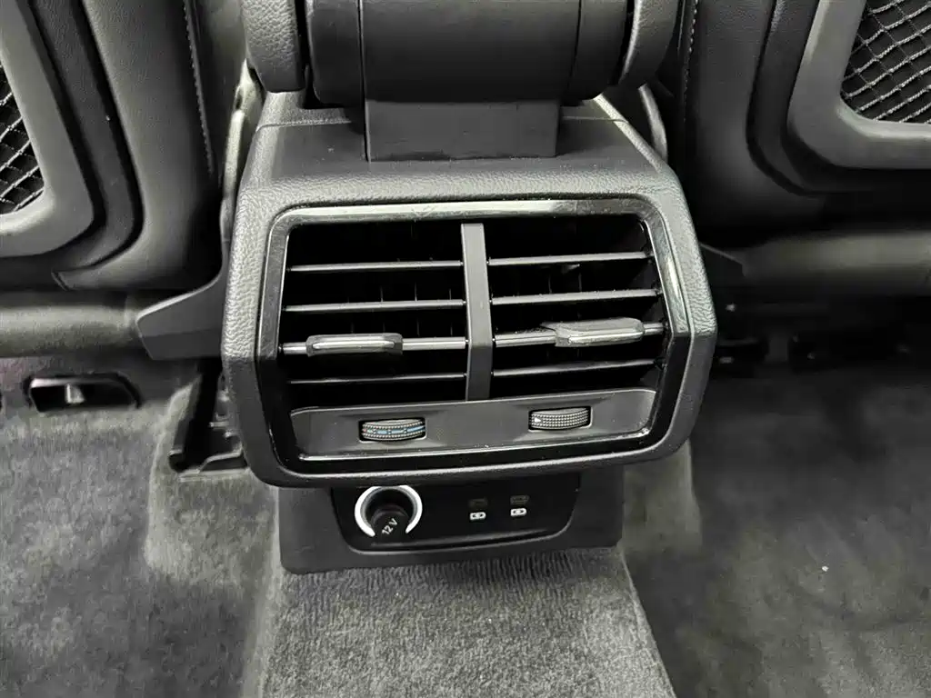 Audi Q3 2023 — фото 15