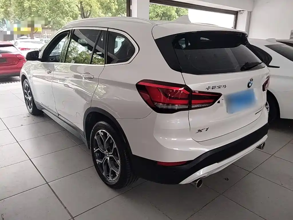 BMW X1 2020 — фото 5