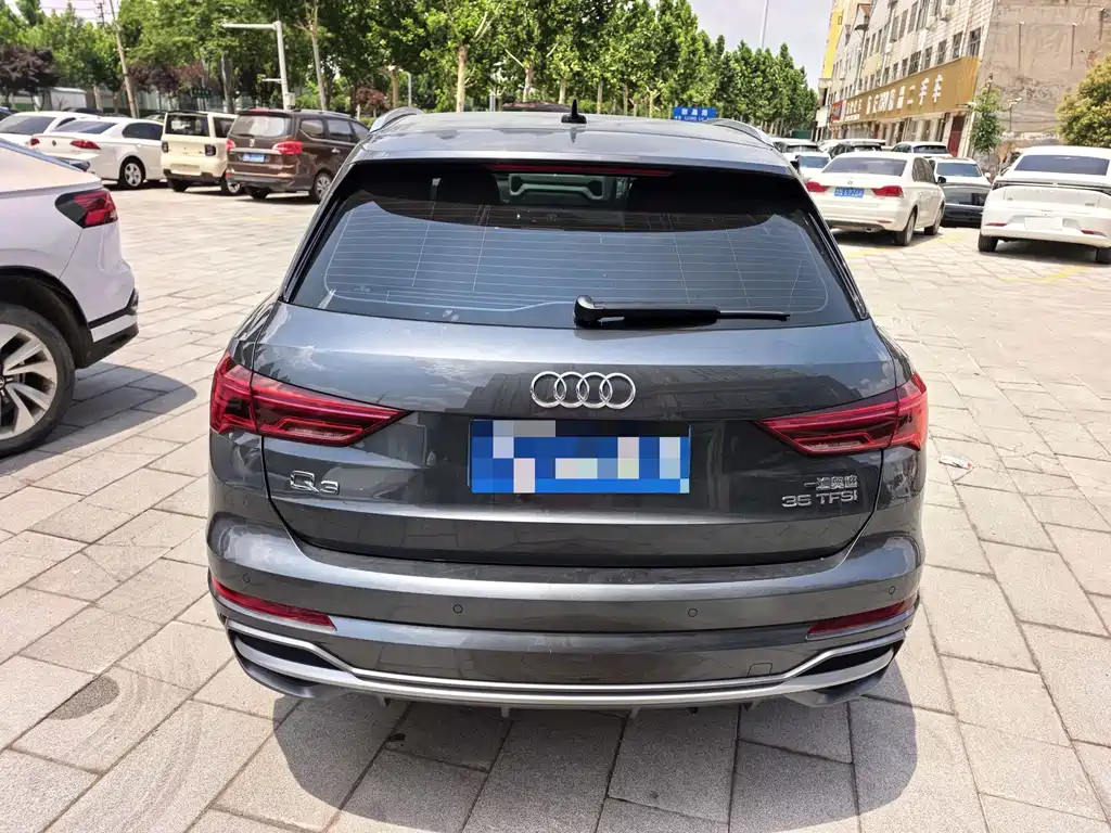 Audi Q3 2022 — фото 11