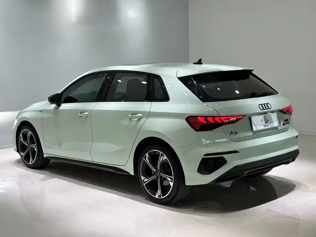 Audi A3 2023 — фото 4