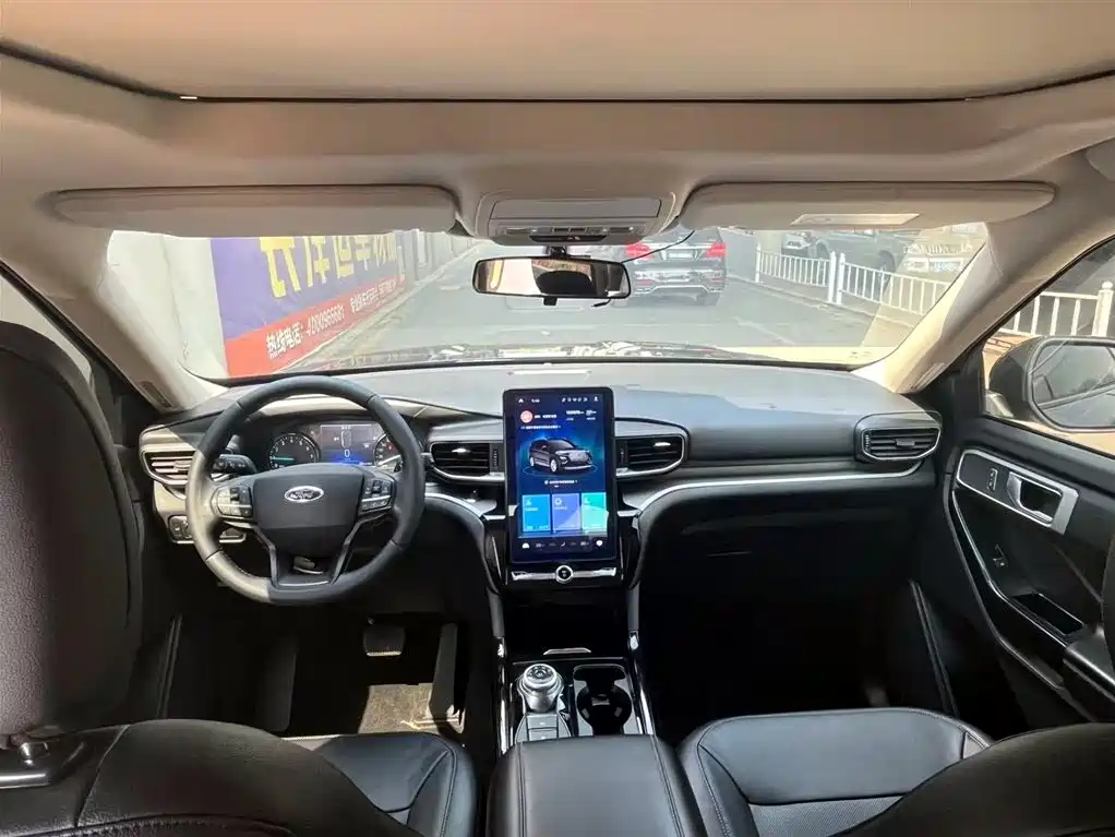 Ford Explorer 2020 — фото 11